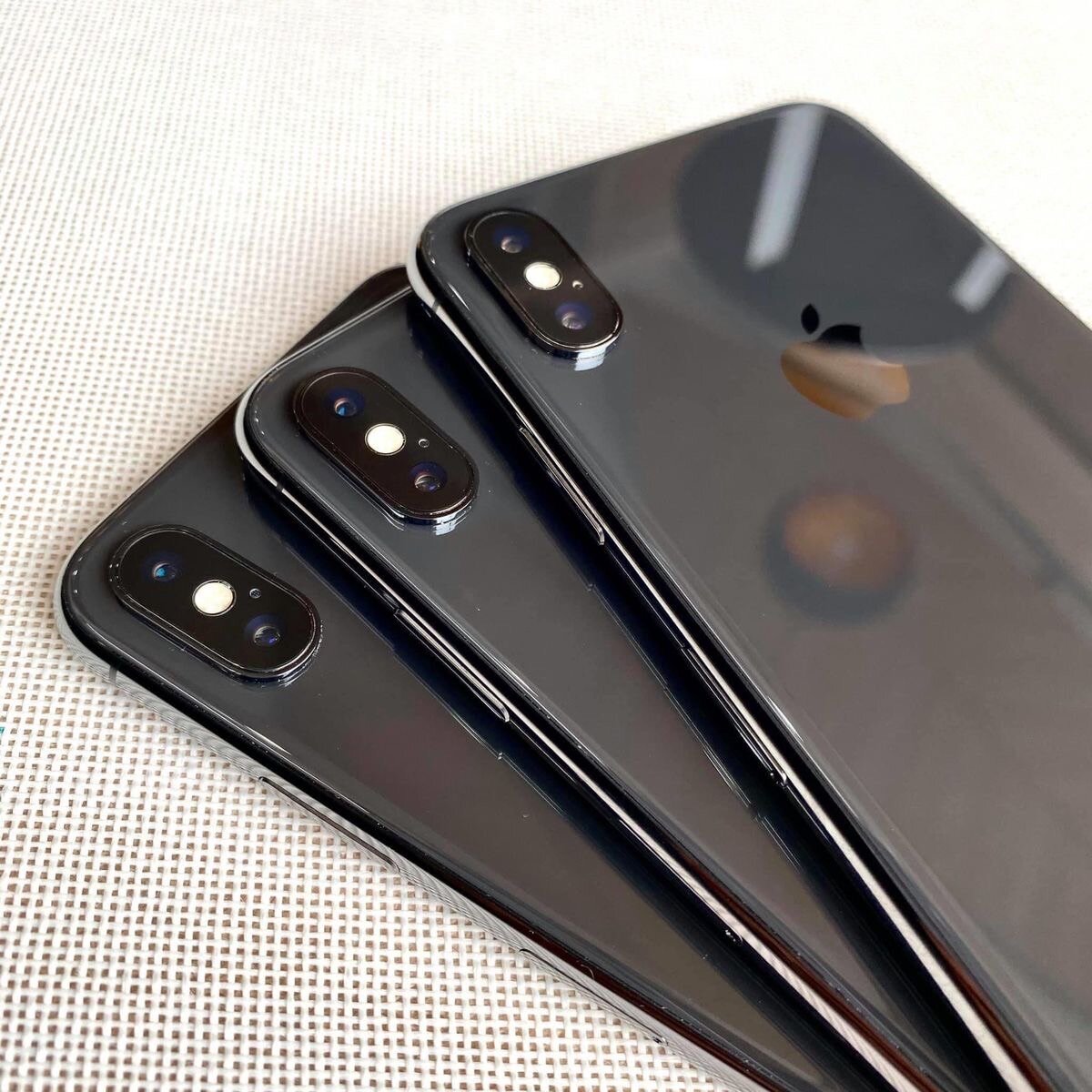 iPhone X