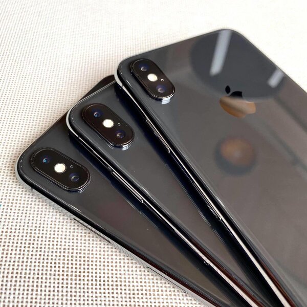 iPhone X