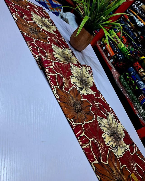 Tissu rouge