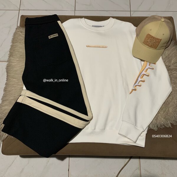 Sweater , long sweatpants and cap