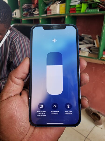 Iphone 12 simple