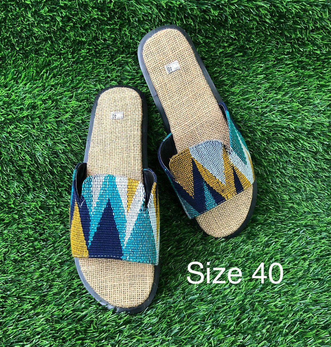 Ladies slippers