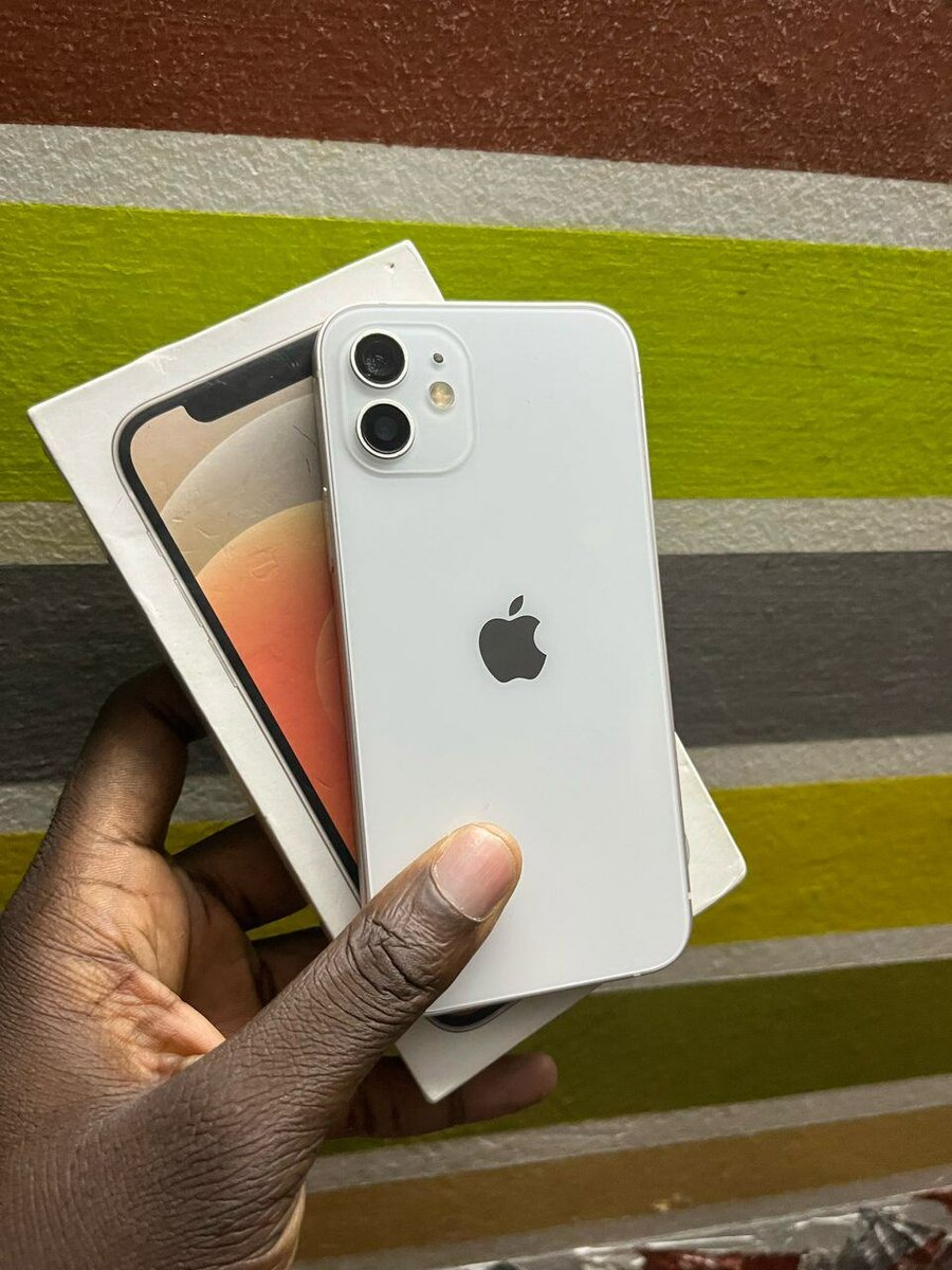 IPhone 12