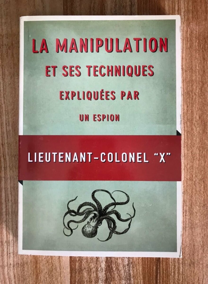Techniques de Manipulation par un Espion