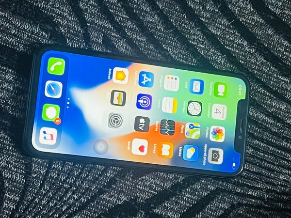 iPhone. X 64gb