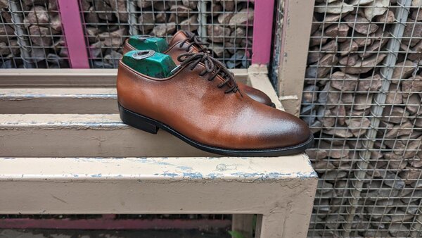 Men's shoes