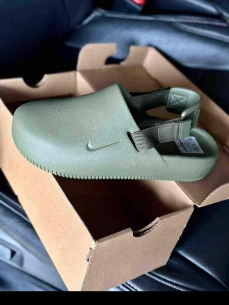 Sandales nike