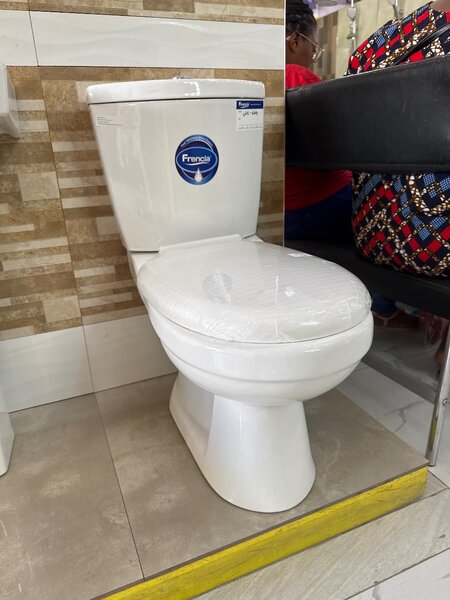 Toilet seat