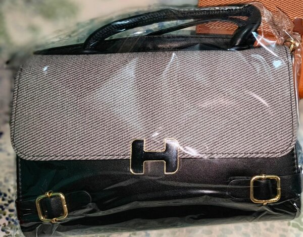 Sac à main élégant en cuir