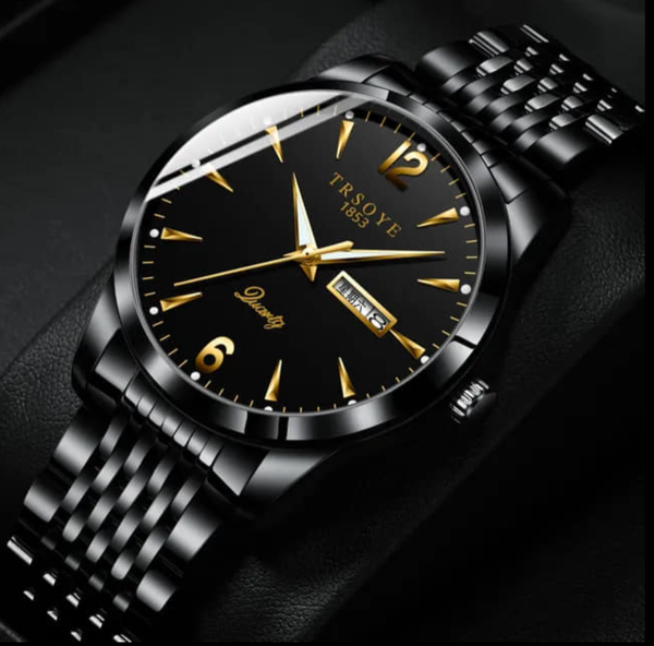 Montre de LUXE CURREN. 