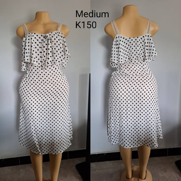 Robe blanc noir