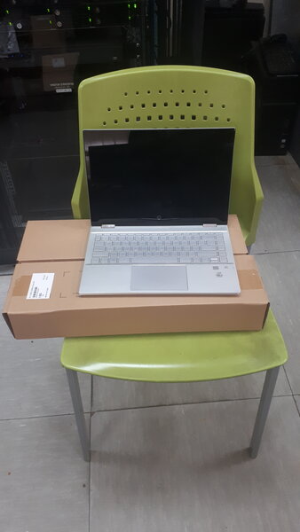 HP Pavillon X360 I3 10th