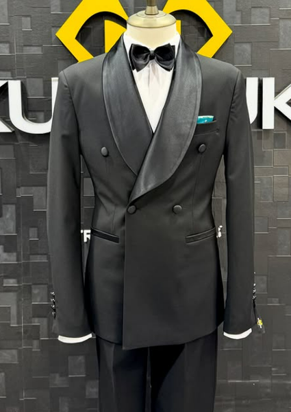SUIT