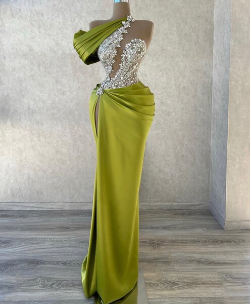 Classic dress