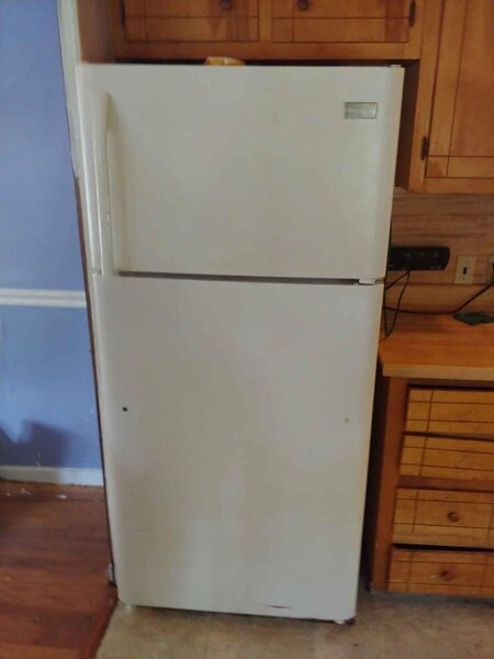 Table top refrigerators