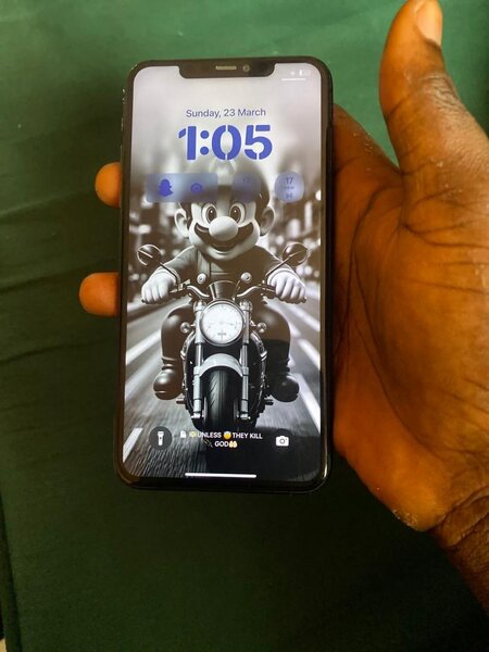 iPhone 11 Pro Max