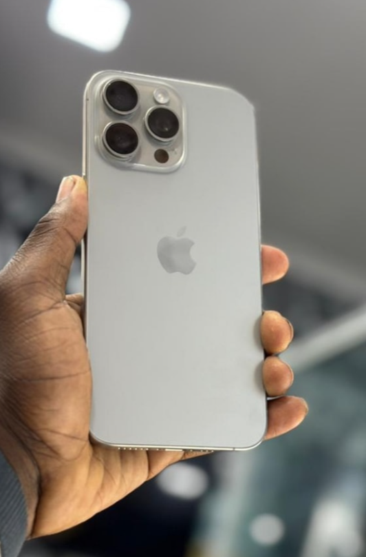 iPhone 15 Pro Max