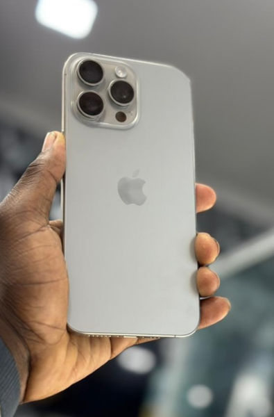 iPhone 15 Pro Max