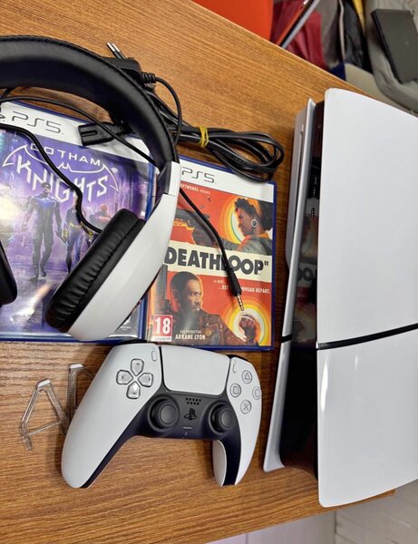 Console PS5 avec accessoires