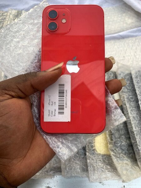 iPhone 12