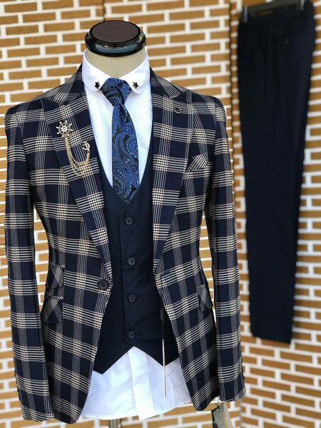 Suit