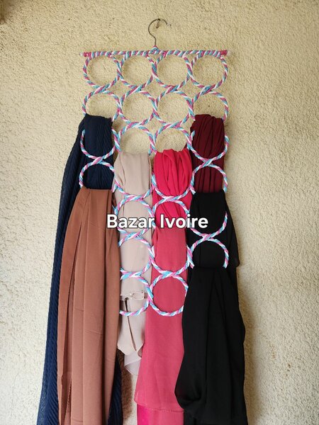 Cintre range voile