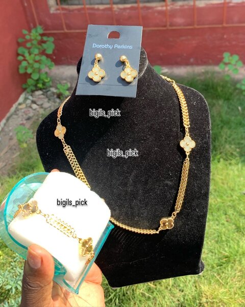 jewelry set