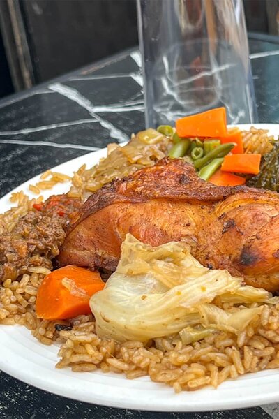 Délicieux poulet grillé et riz