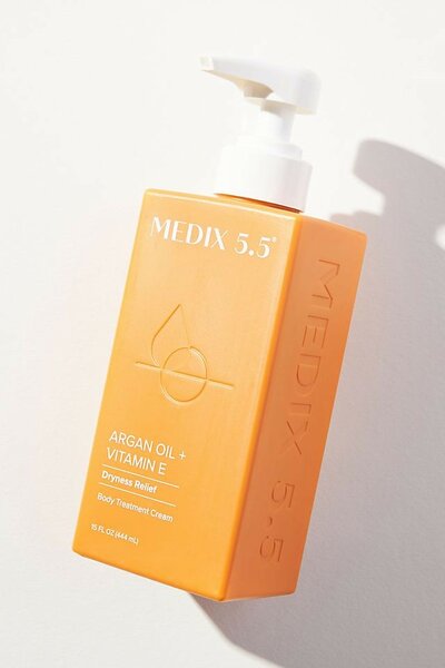 MEDIX 5.5 VITAMIN C & TURMERIC LOTION