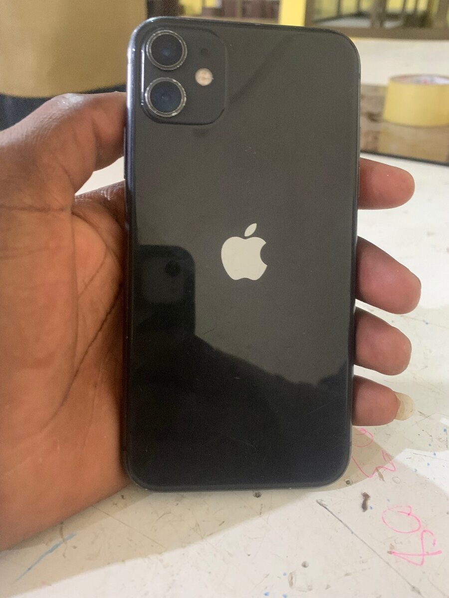 iPhone 11