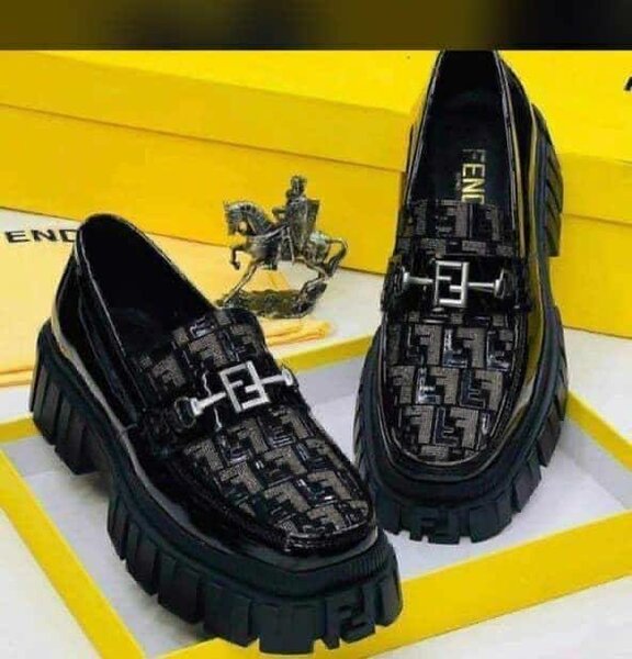 FENDI CLASSIC SHOES