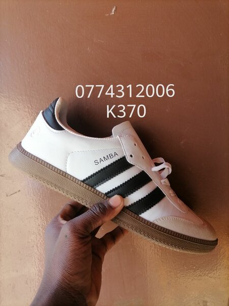 Unisex Sneakers
