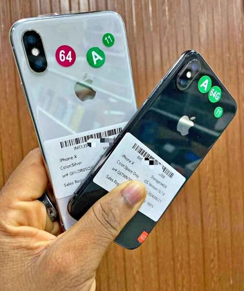 iPhone X 64 Go