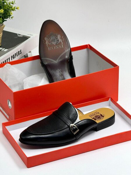 Classic half shoe