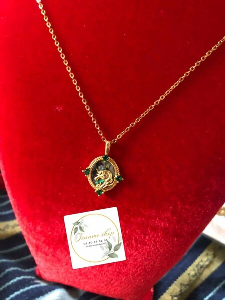 Collier élégant