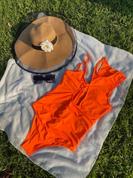 Bikini / swimsuit