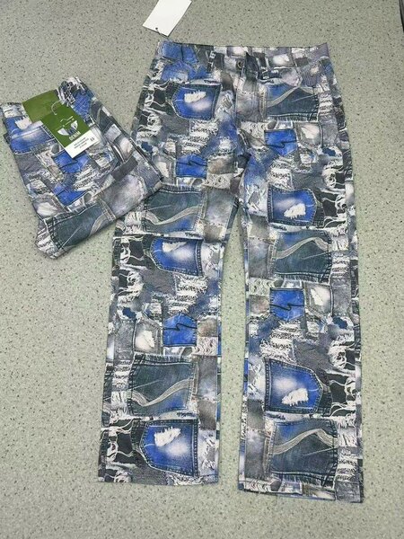 Baggy jeans