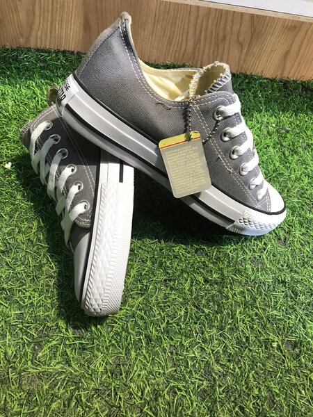 Converse and sabago