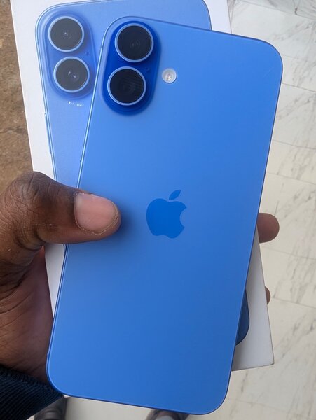 iPhone 16 Plus