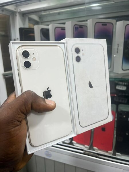 iPhone 11 simple