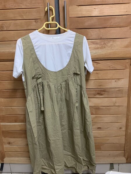 Robe tablier en lin