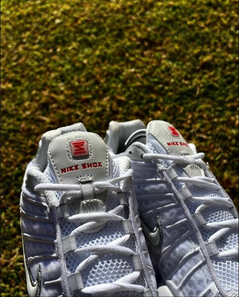 NIKE SHOX TL