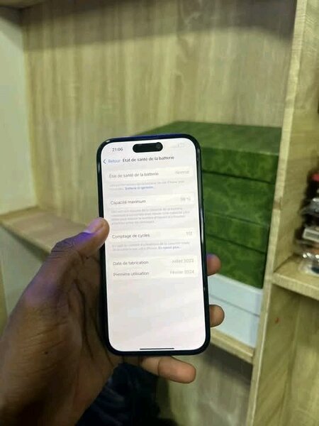 iPhone 128GB Noir