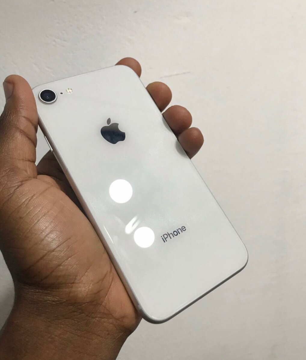 ROGGER IPHONES