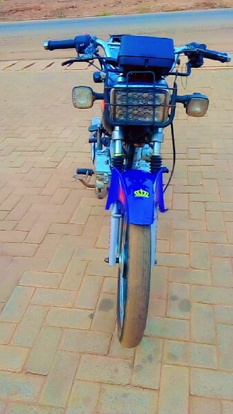 Royal 125
