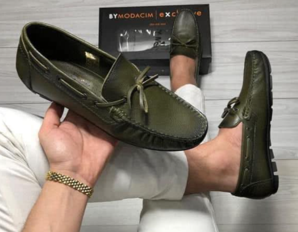 Men's moccasins