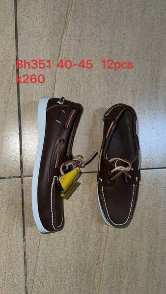 casual shoes