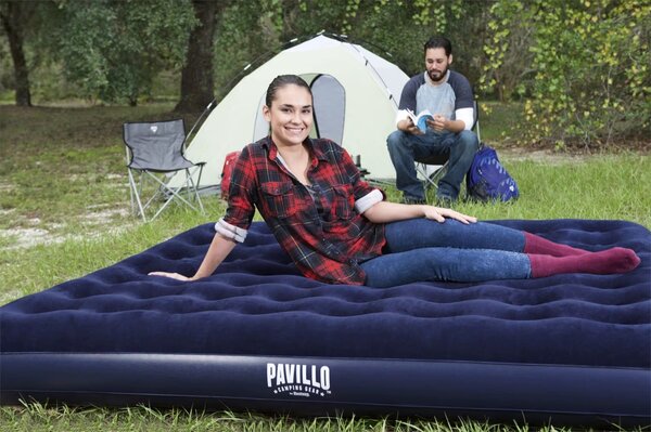 Matelas gonflable trois places + pompe électrique