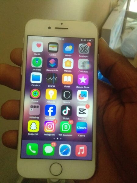 iPhone 8