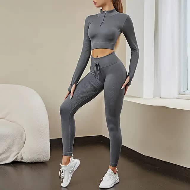 Ribbed two piece suit